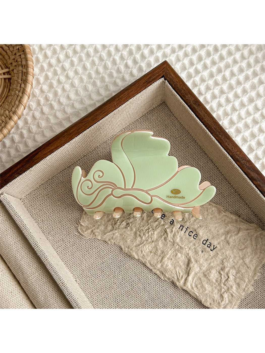 Beau - Cloud and Wave Motif Acetate Hair Claw Clip