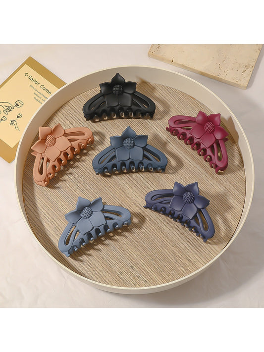 Beau - Matte Textured Flower Hair Clip