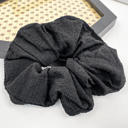 Metallic Thread Scrunchie Collection variant image