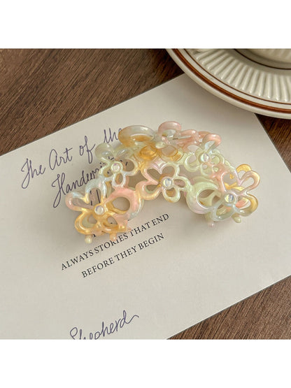 Beau - Openwork Flower Acetate Hair Claw Clip