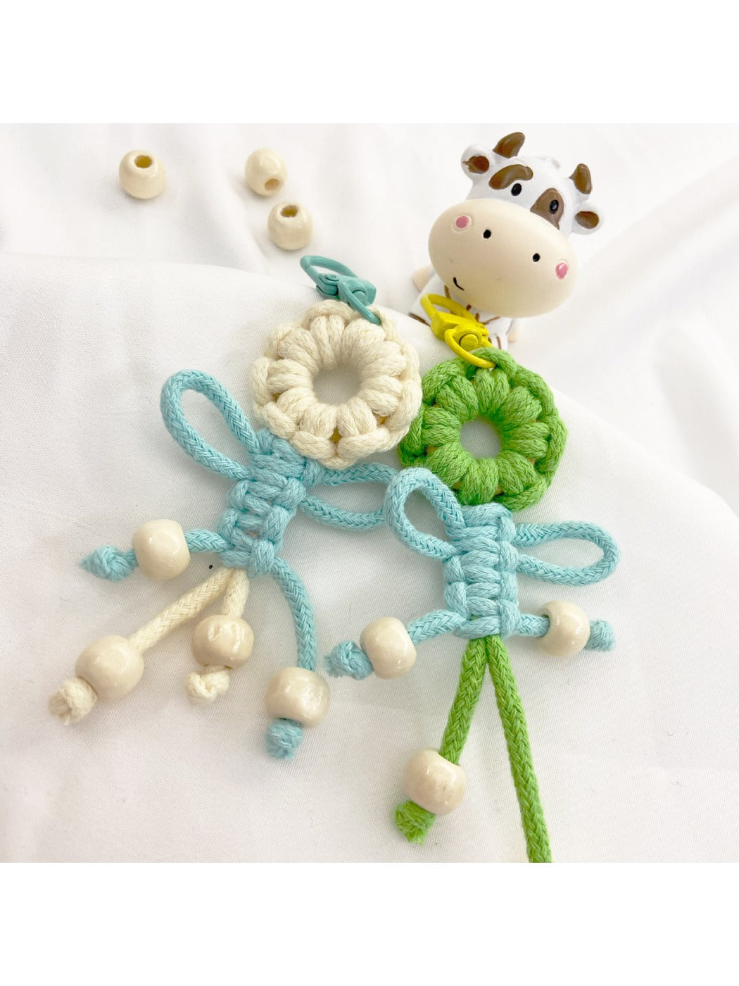 Keypus - Beaded Fringe Flower Keychain