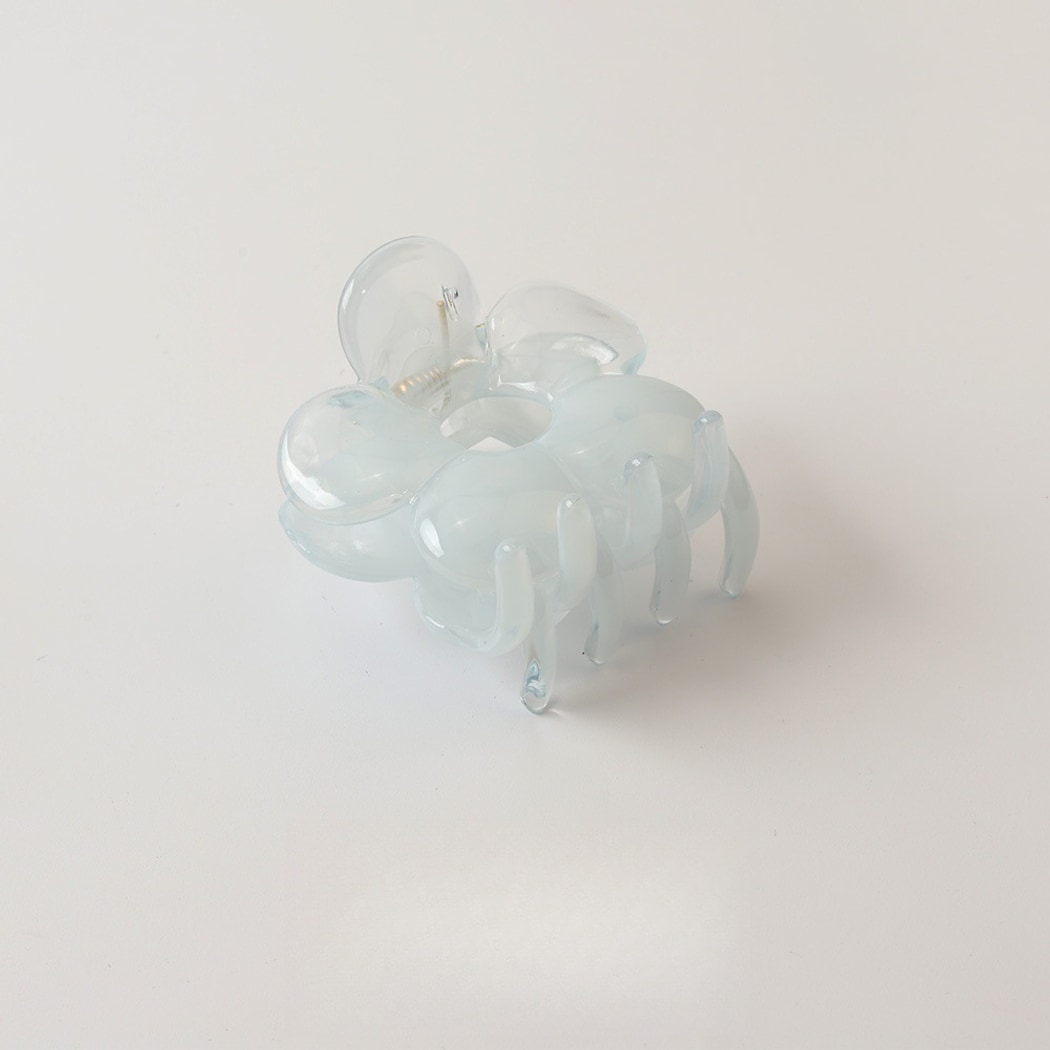 Beau - Rounded Flower Shape PC Claw Clip
