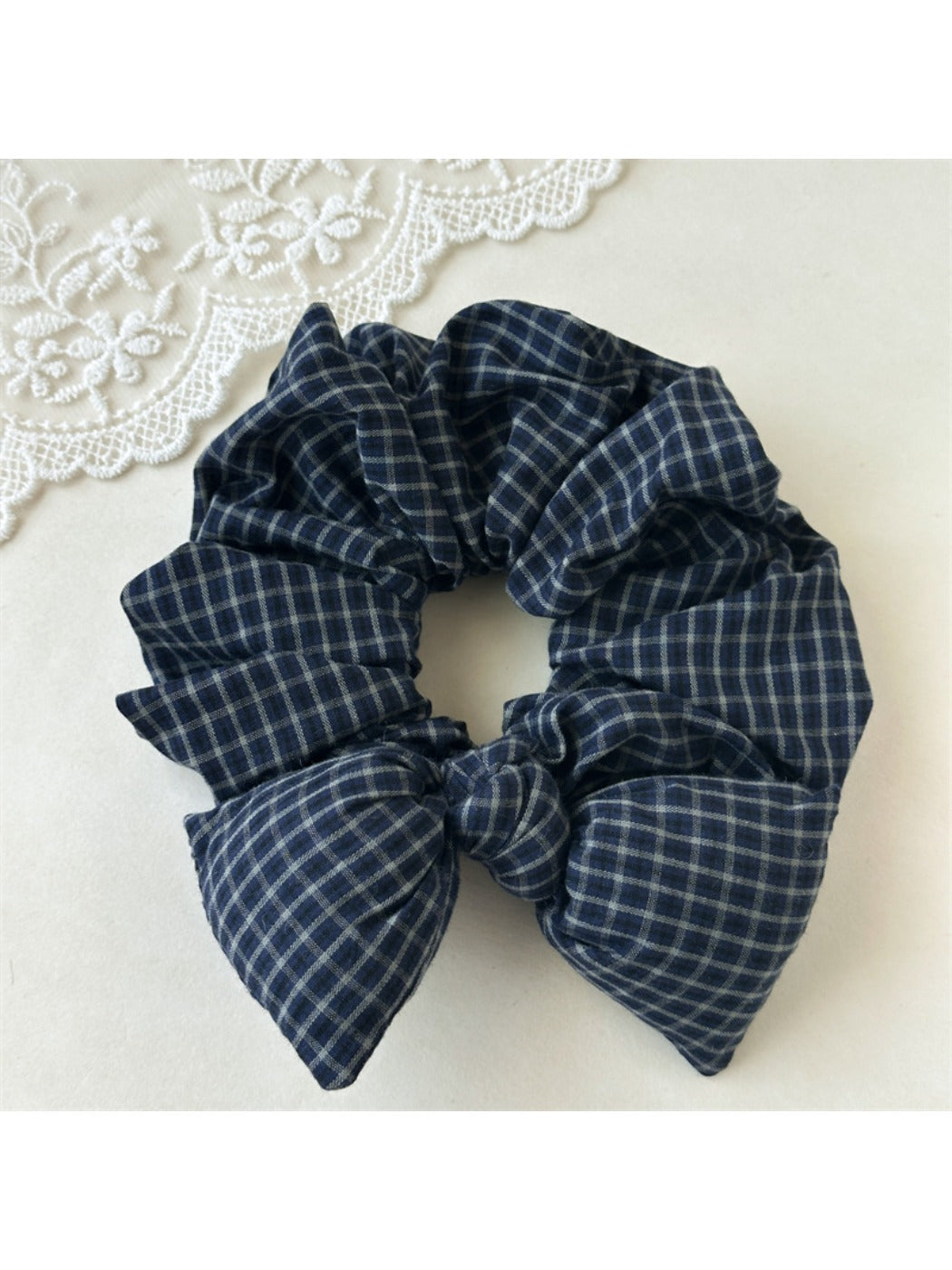 Gifty - Plaid Bow Scrunchie Hair Tie