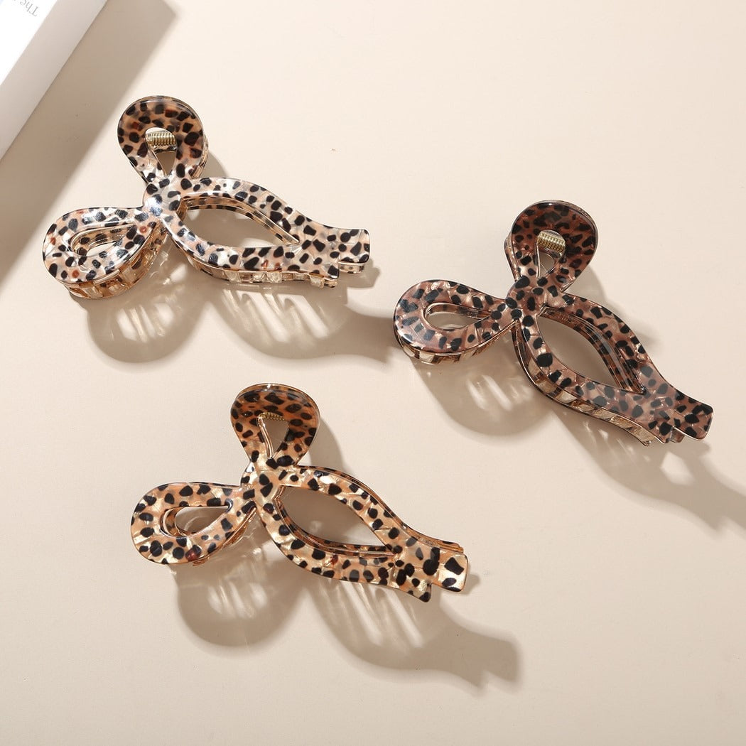 Beau - Retro Leopard Pattern Bow Form Claw Clip