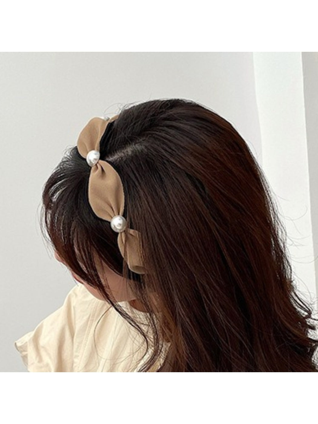 Flat lay of Gifty vintage chic wide edge headband highlighting fabric and shape