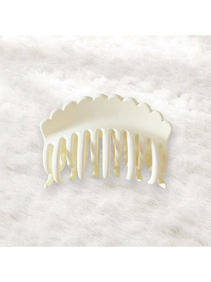 Beau - Wave Design Plastic Large Tooth Claw Clip