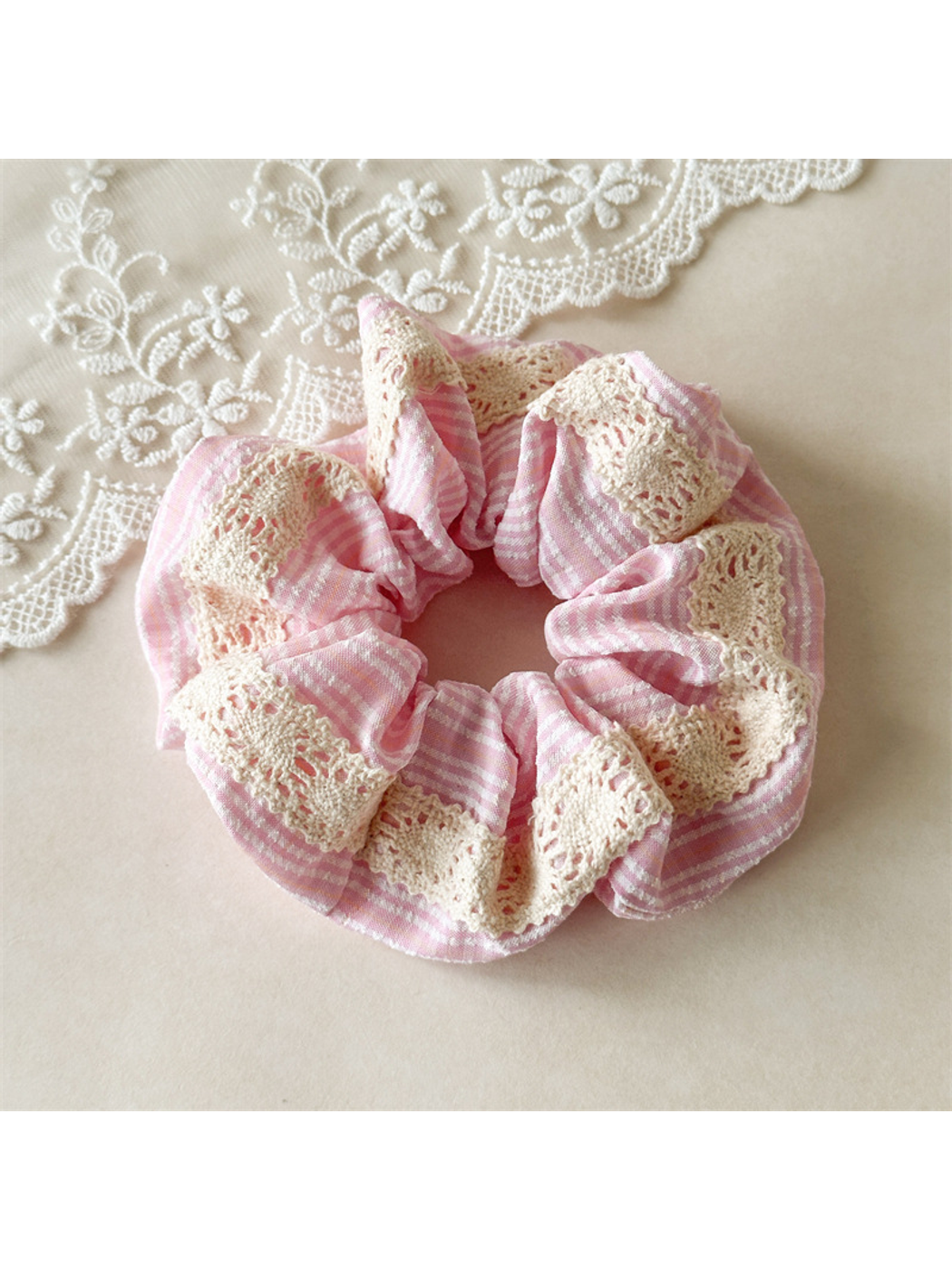 Gifty - Plaid Lace Trim High Stretch Hair Tie