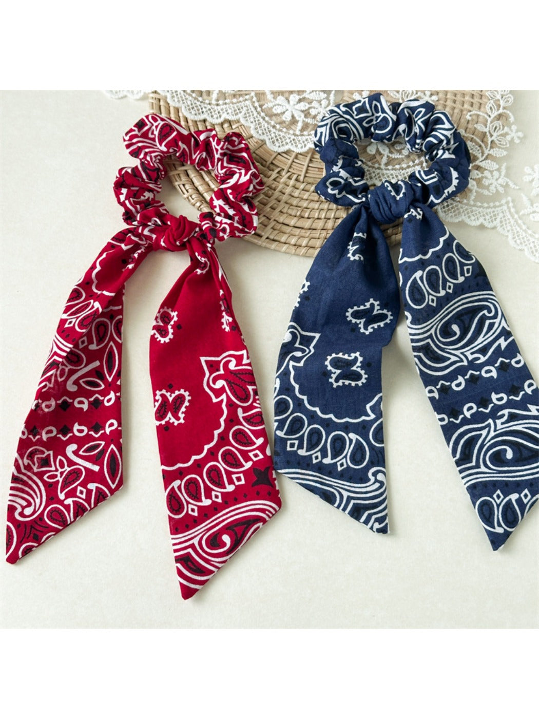 Gifty - Colorful Printed Hair Scrunchie