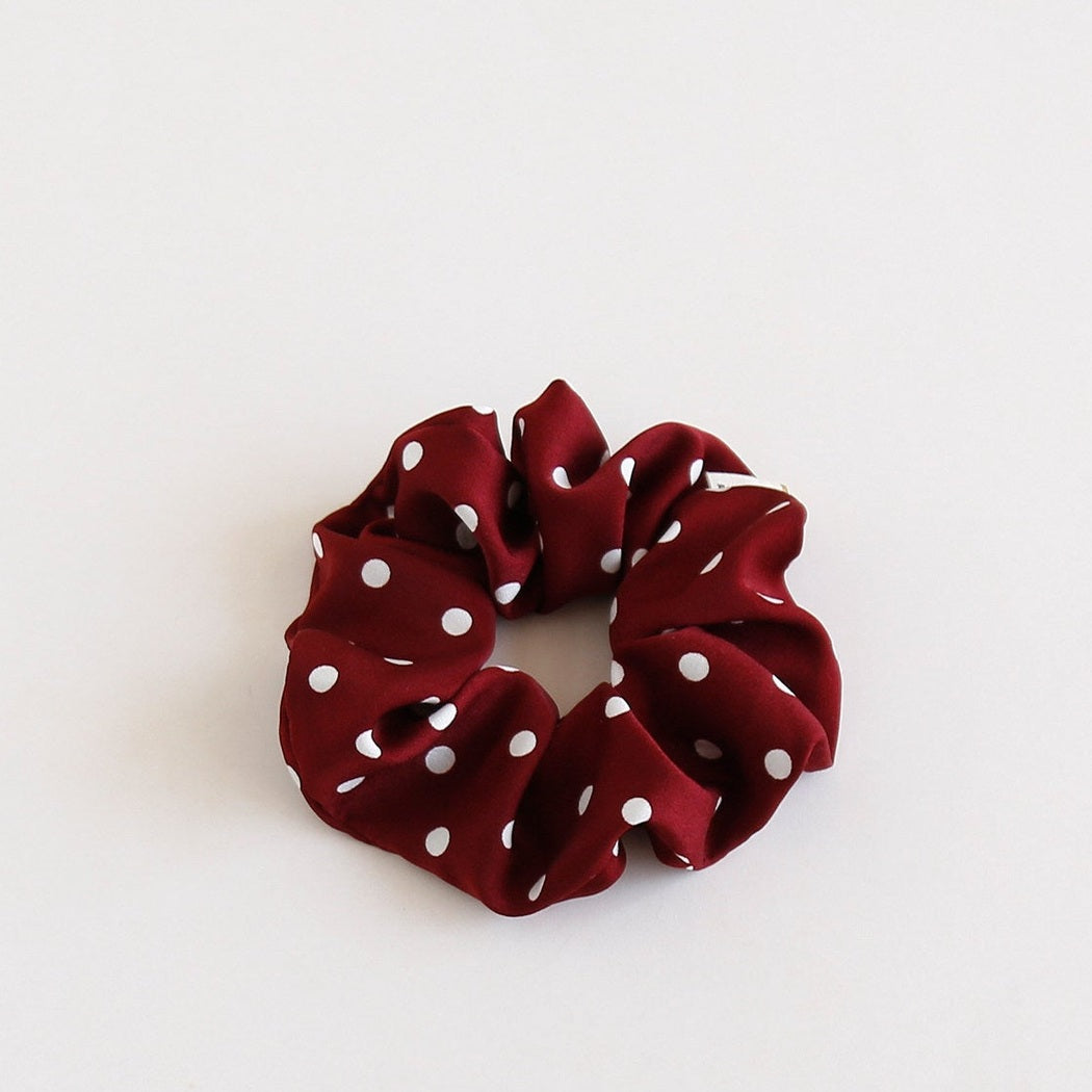 Red Polka Dot Scrunchie Set variant image