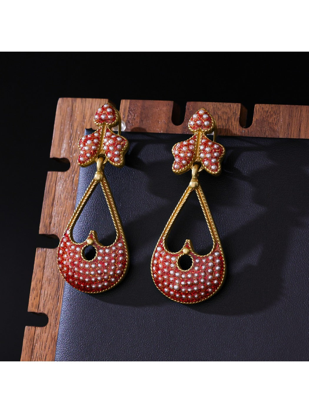Earedge - Vintage Openwork Geometric Stud Earrings