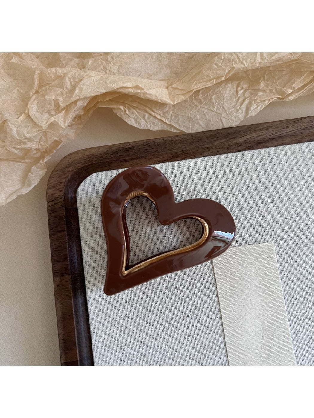 Beau - Premium Heart-Shaped Hair Clip