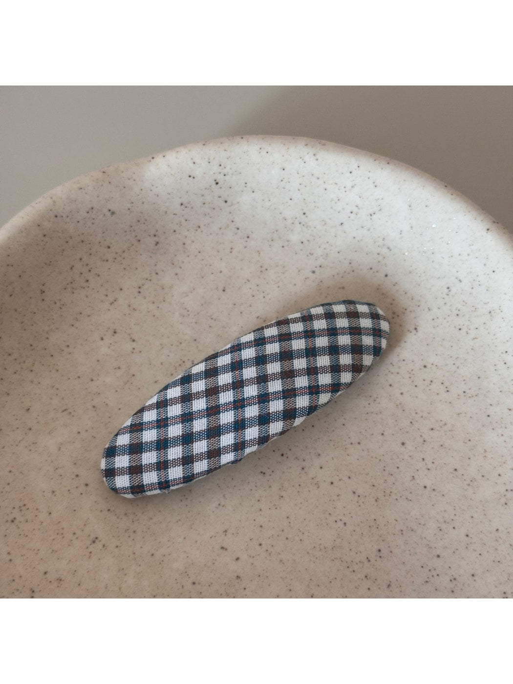 Beau - Irregular Oval Pattern Hair Clip