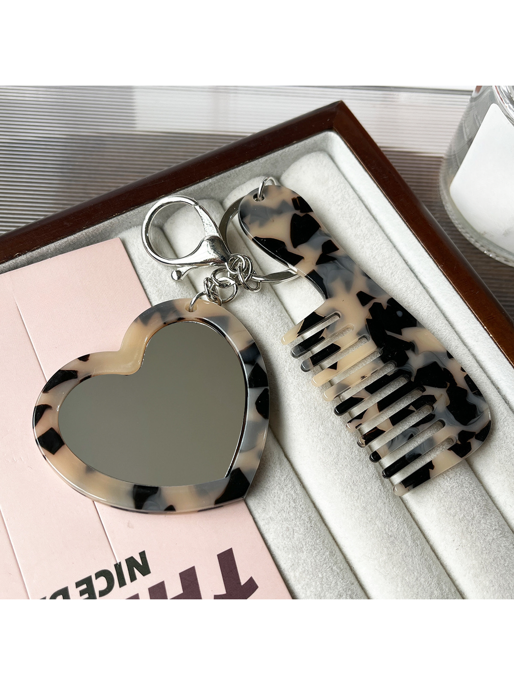 Keypus - Heart Mirror Comb Keychain