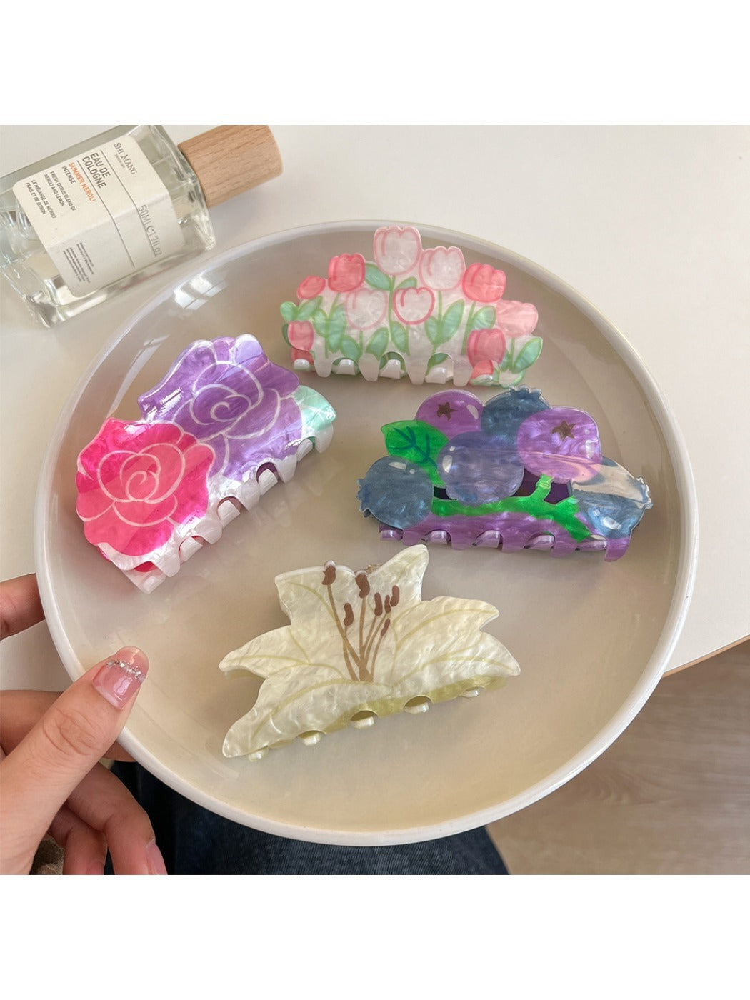 Beau - Elegant Floral Hair Clip