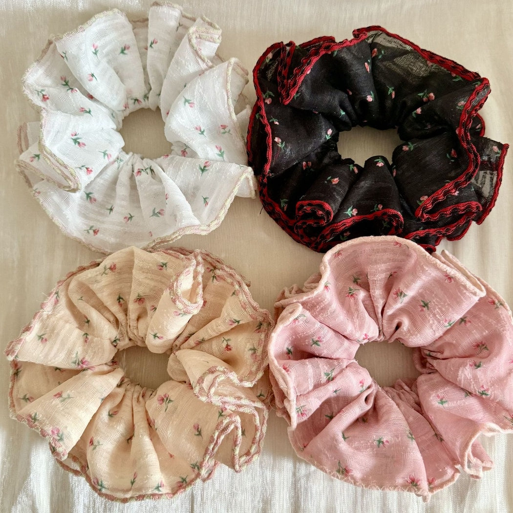 Gifty - Floral Ruffle Trim Polyester Scrunchie