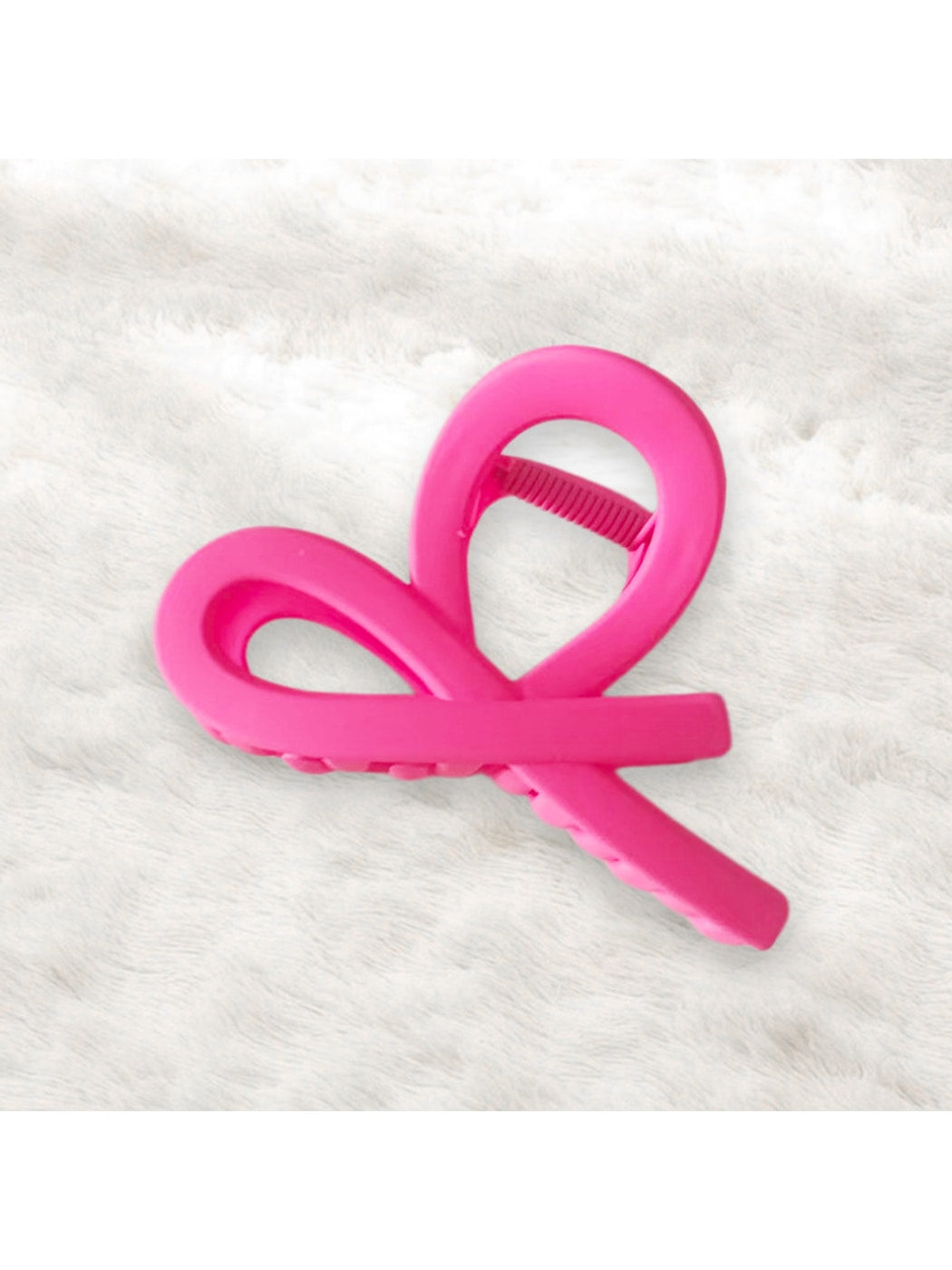 Beau - Twisted Hollow Plastic Modern Style Claw Clip