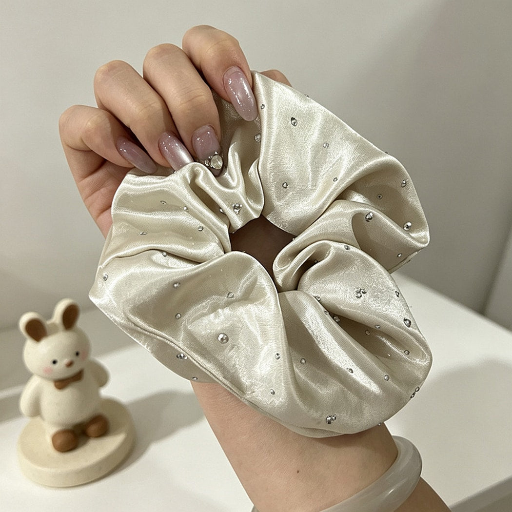 Gifty - Elegant Solid Satin Finish Scrunchie