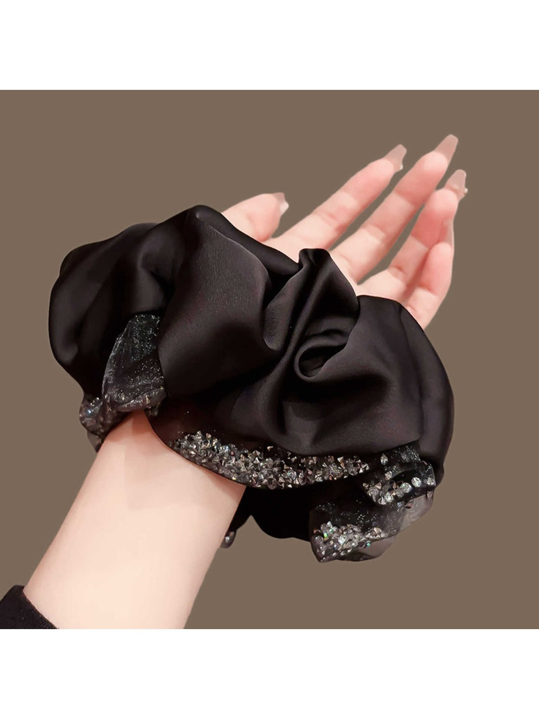 Gifty - Glittering Rhinestone Hair Scrunchie
