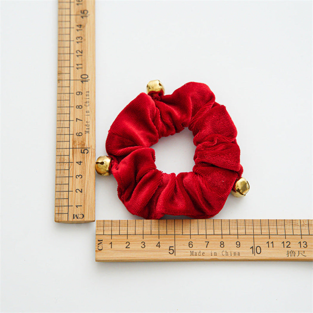Christmas bell scrunchie dimensions shown with rulers