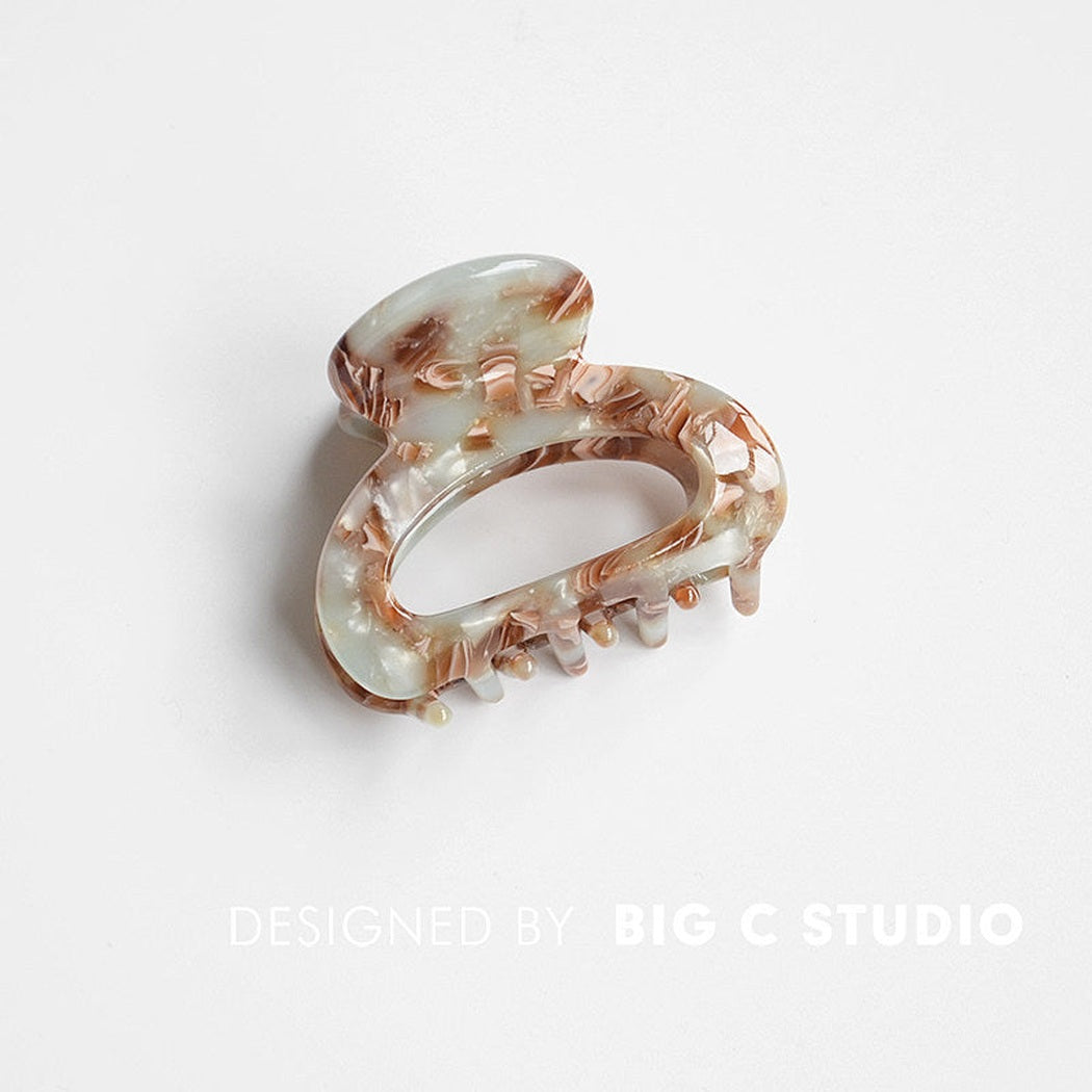 Marbled Medium Hair Claw Collection variant image