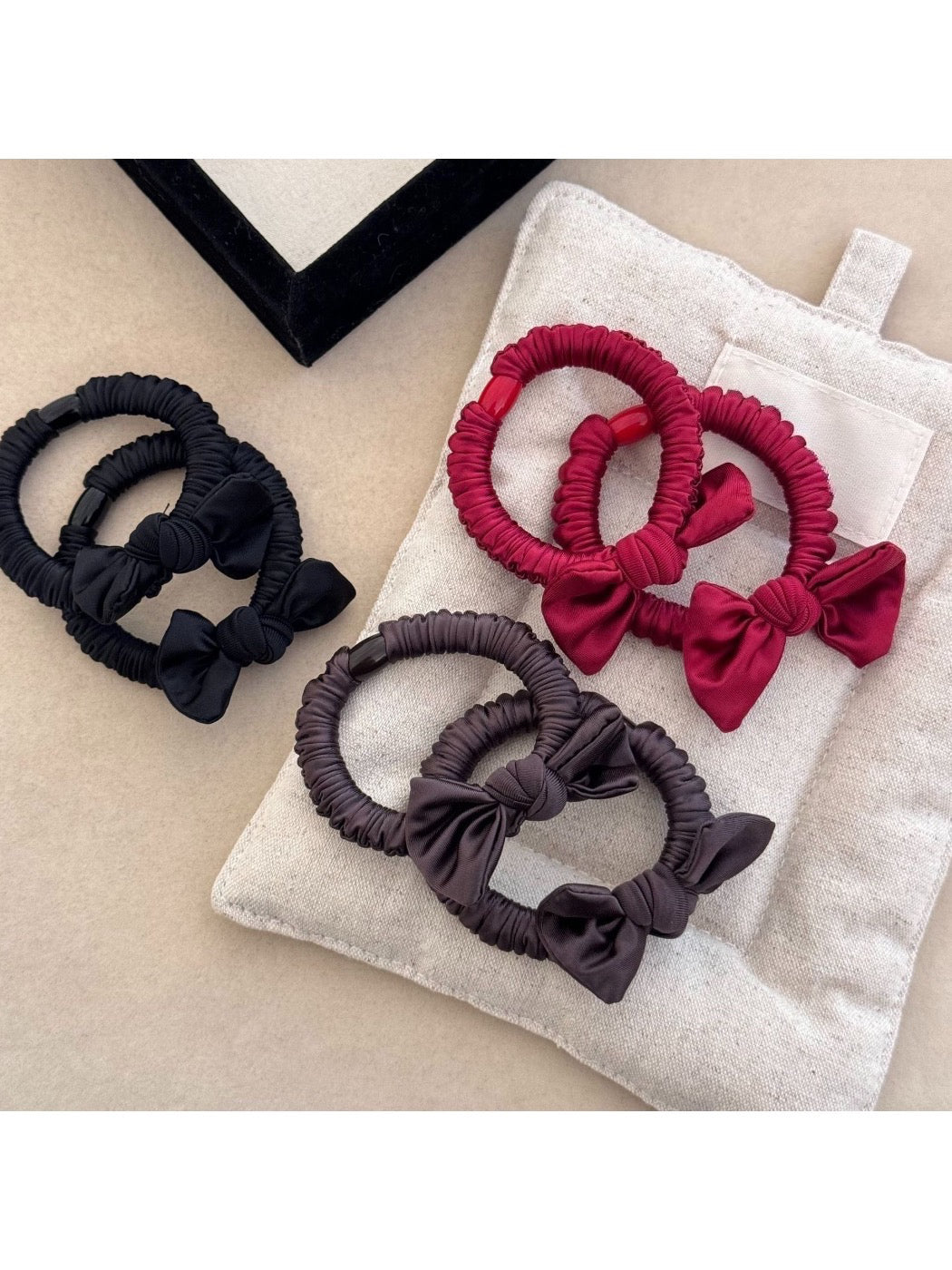 Gifty - Cute Bow Hair Scrunchie