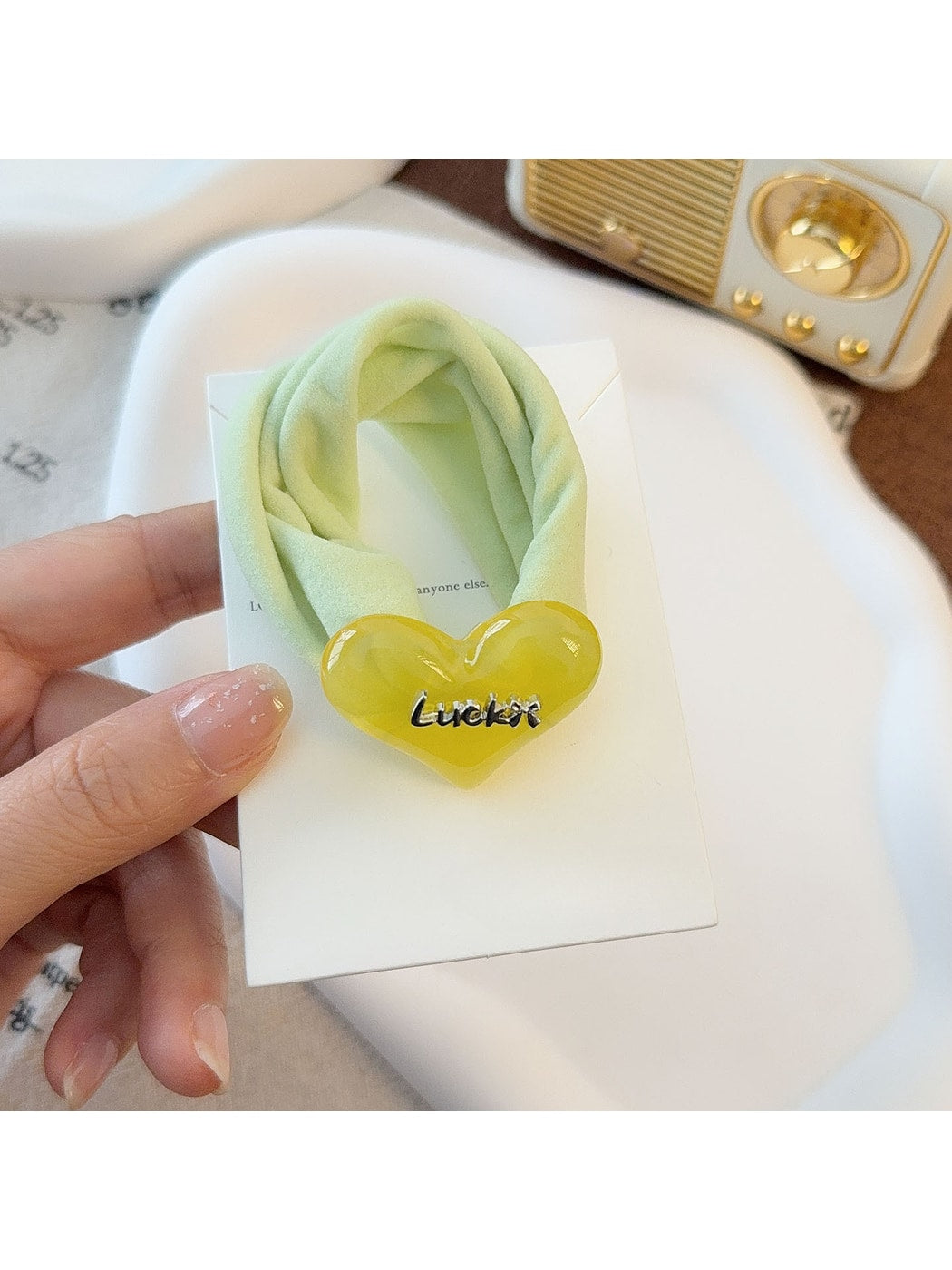 Gifty - Heart Detail Elastic Decorative Hair Tie