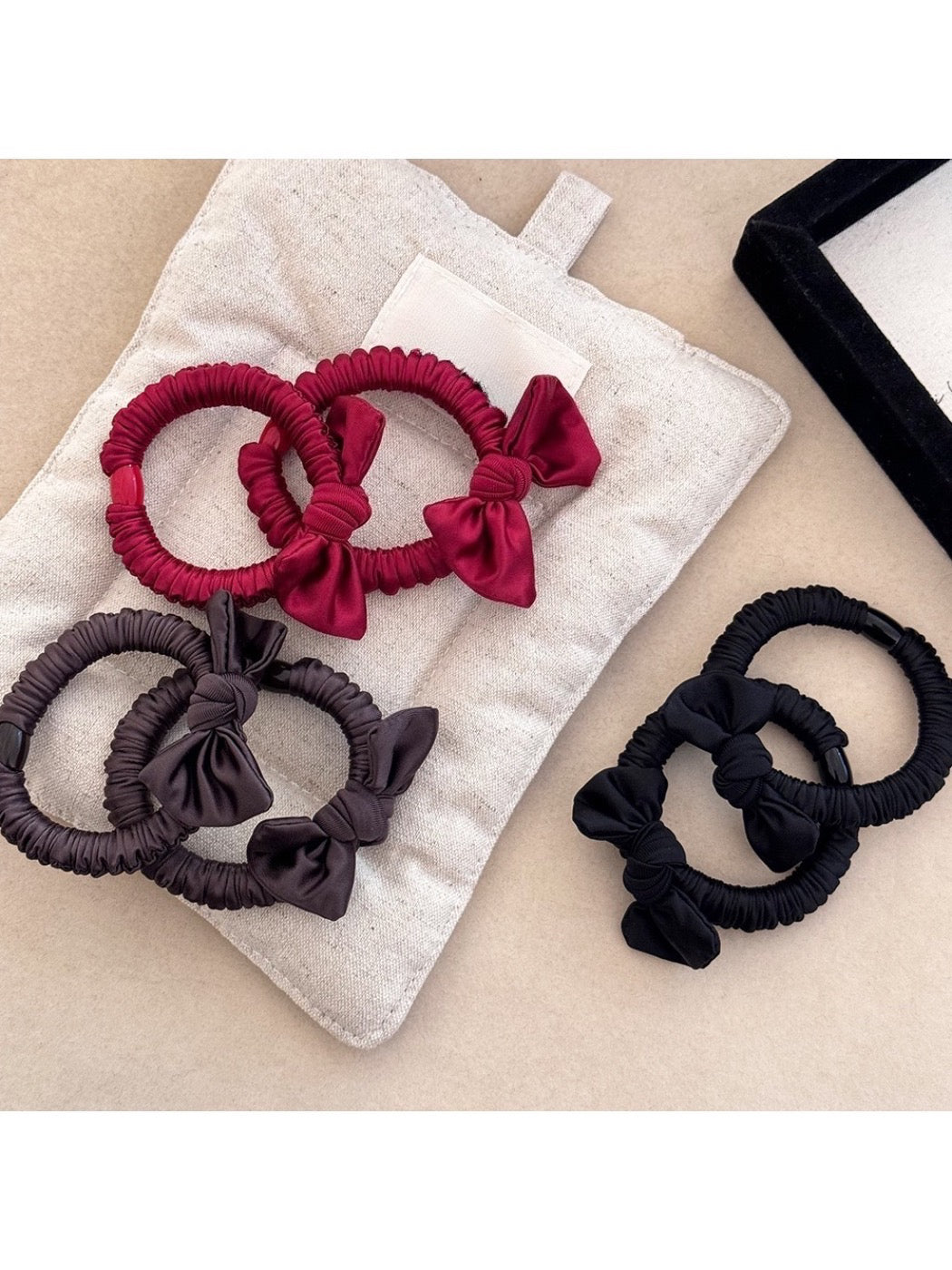 Gifty - Cute Bow Hair Scrunchie
