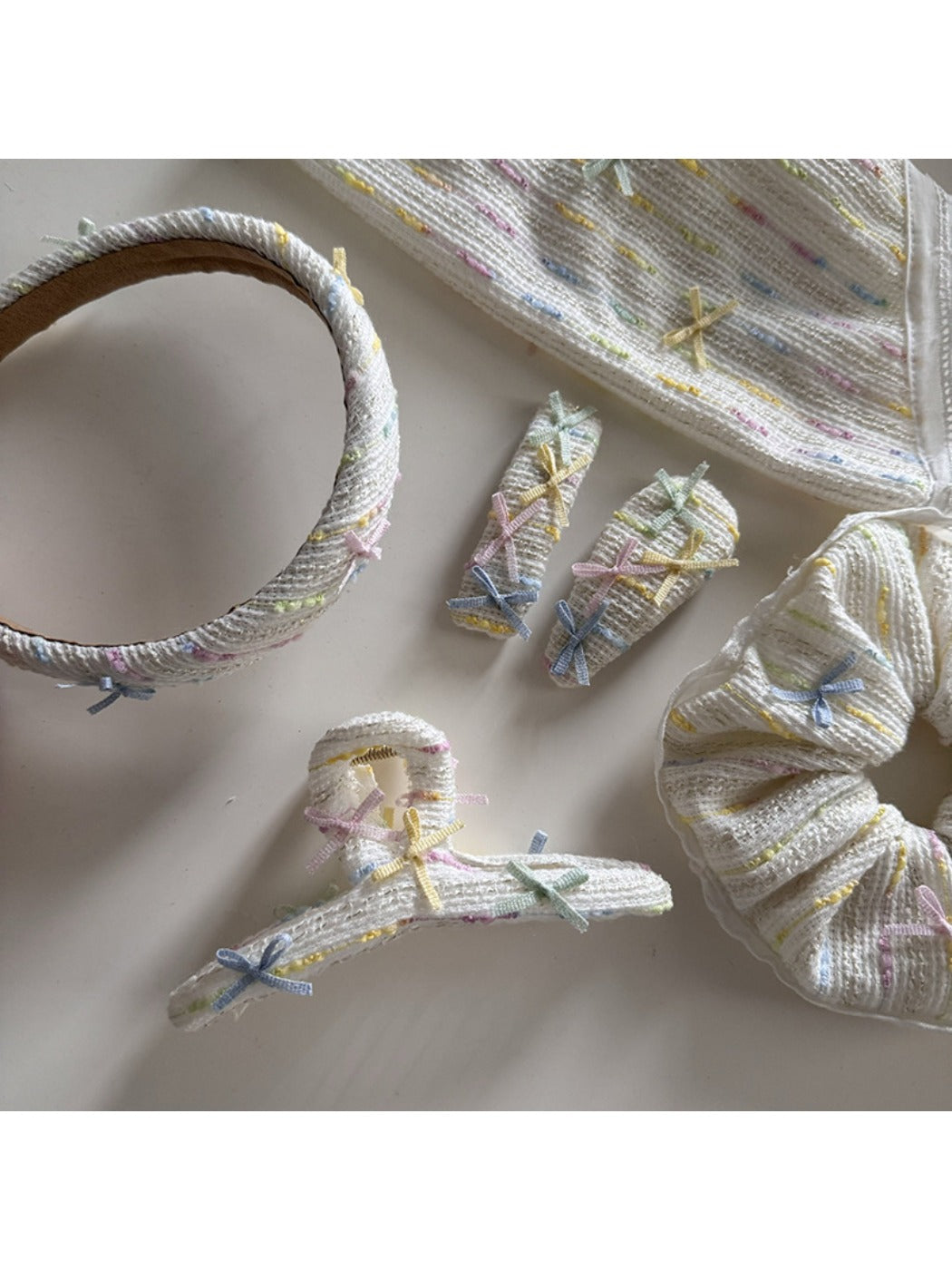 Beau - Bow Lace Hair Clip