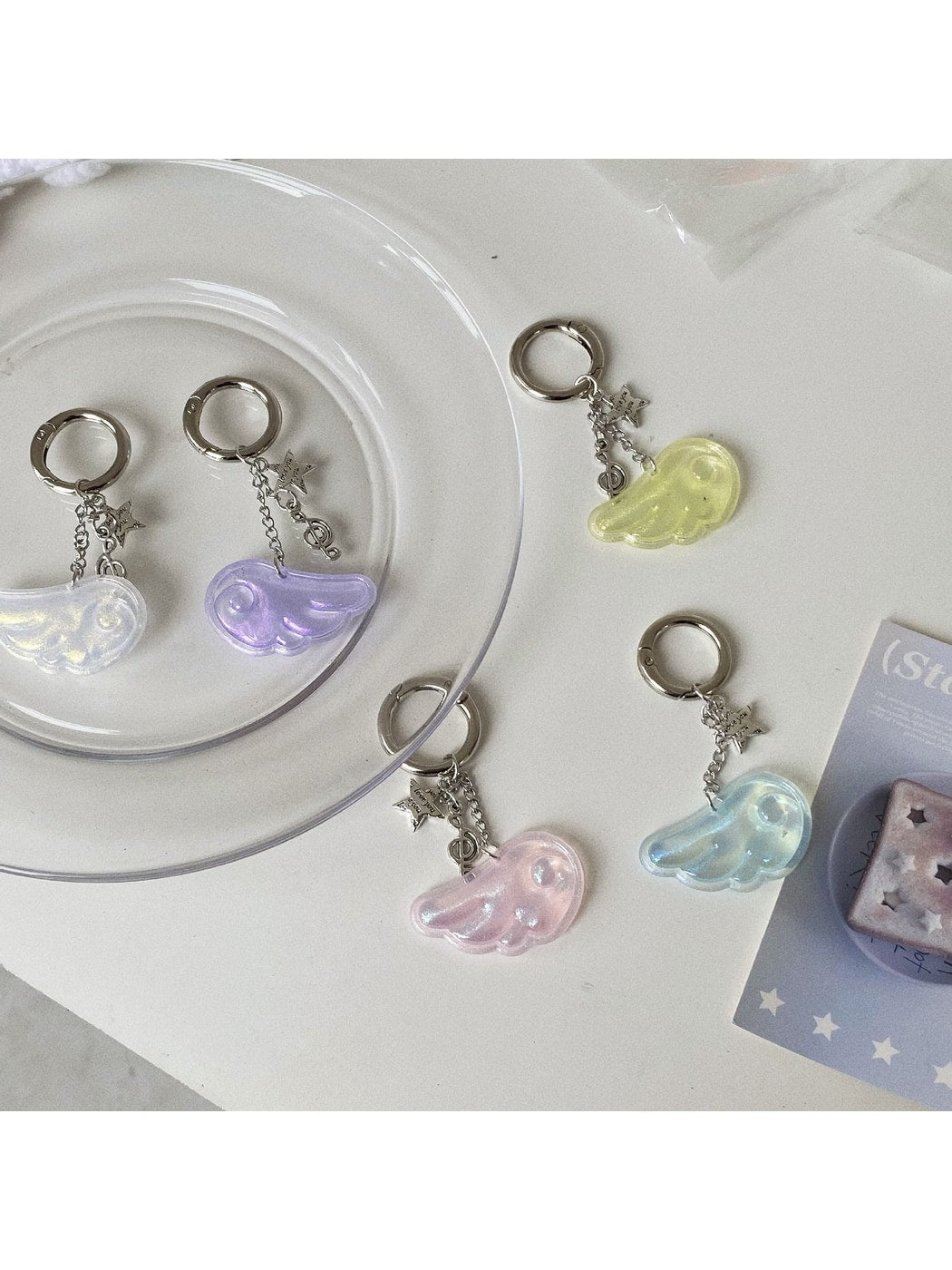 Keypus - Acrylic Alloy Wing Music Note Bag Charm Keychain