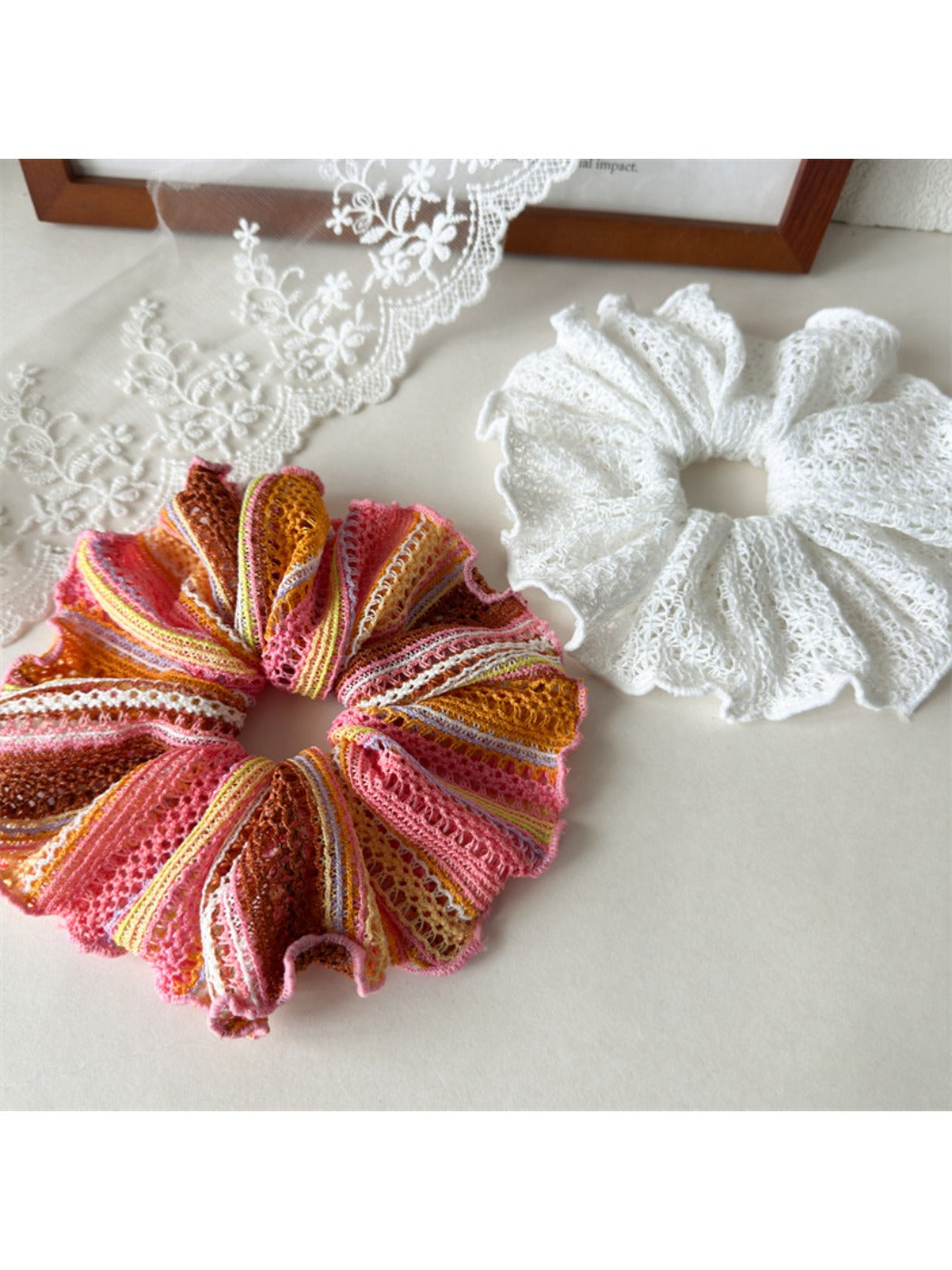 Gifty - Large Hollow Knit Hair Tie