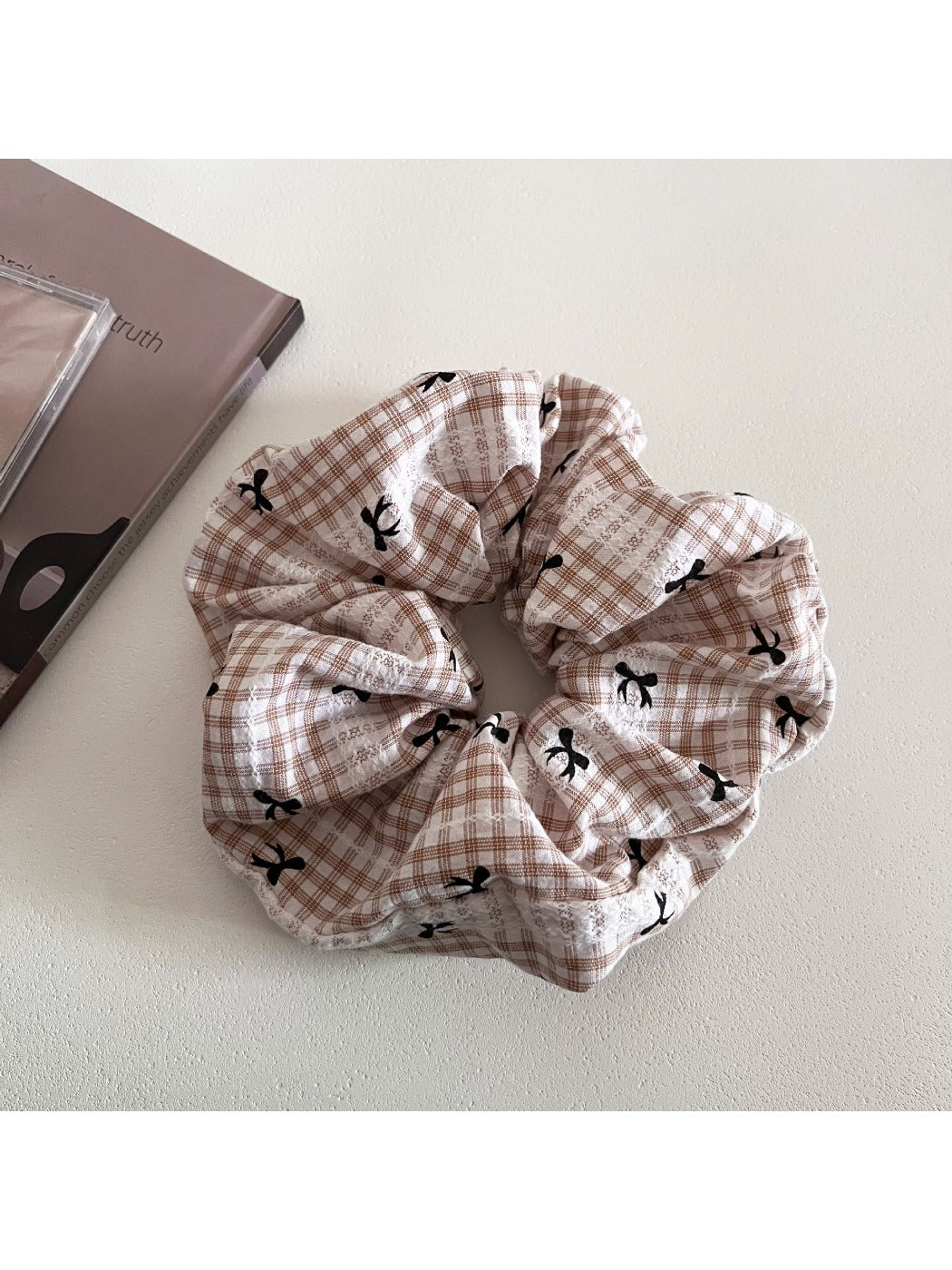 Gifty - Plaid Bow Pattern Scrunchie