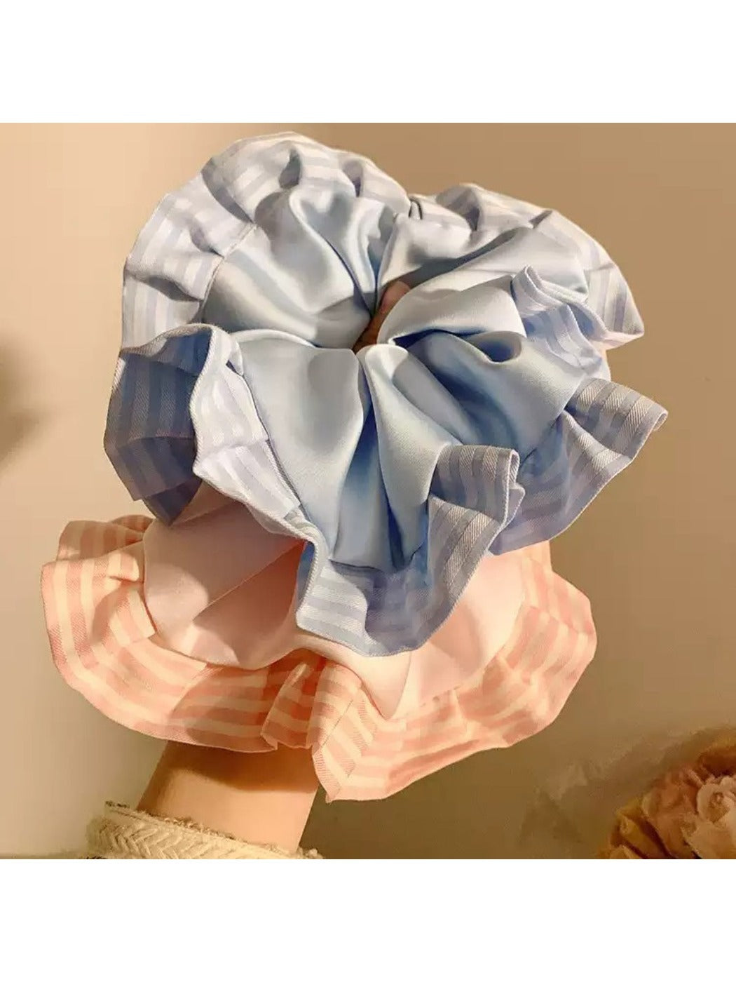 Gifty - Pink Striped Hair Loop