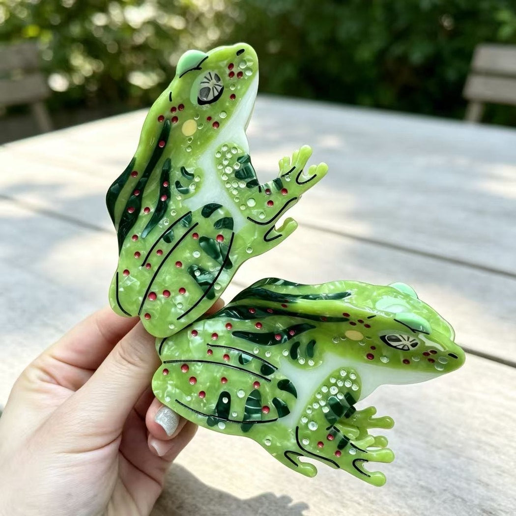 Beau - Playful Frog Shaped Acetate Claw Clip
