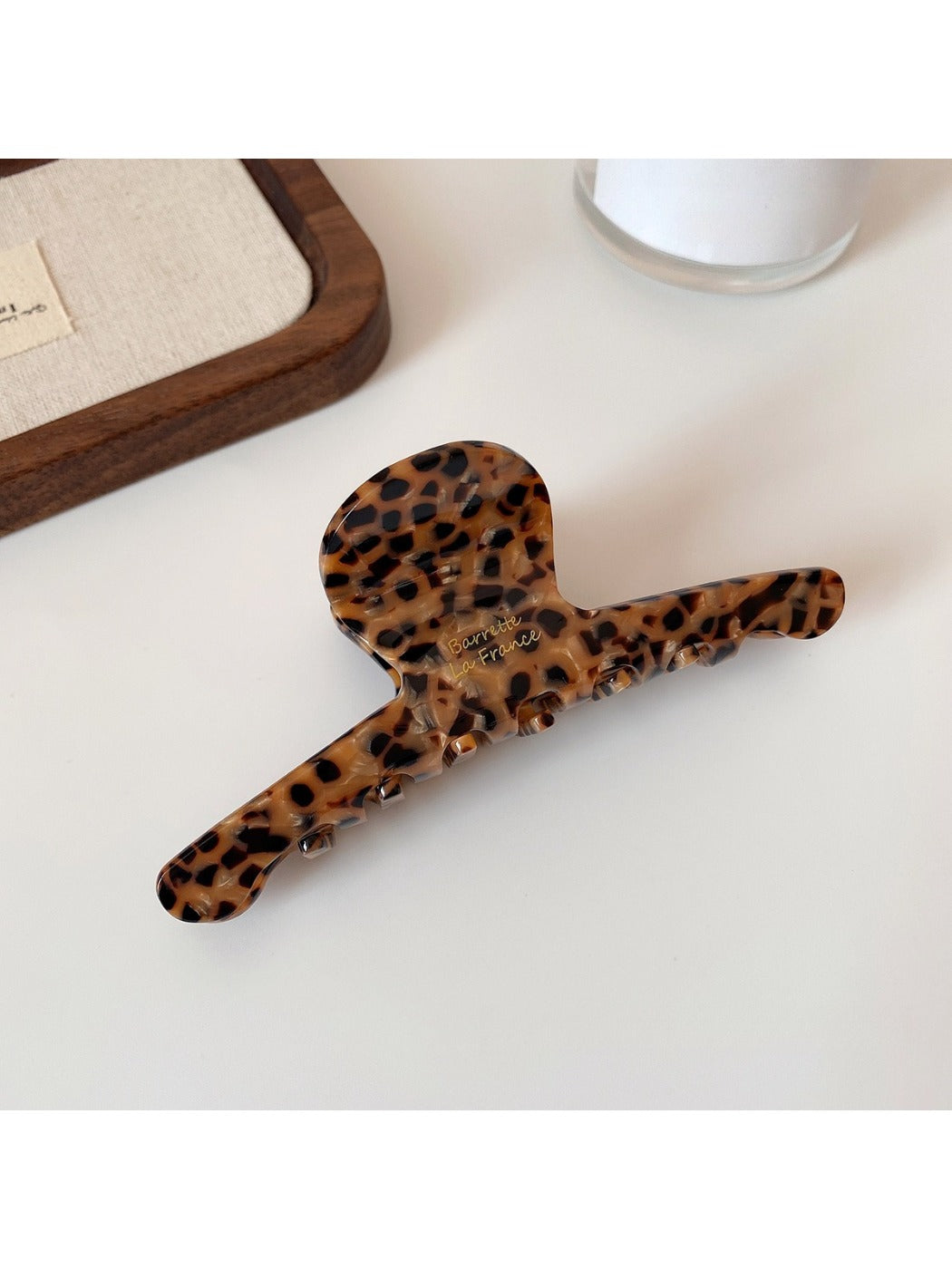 Beau - Vintage Leopard Print Minimalist Claw Clip