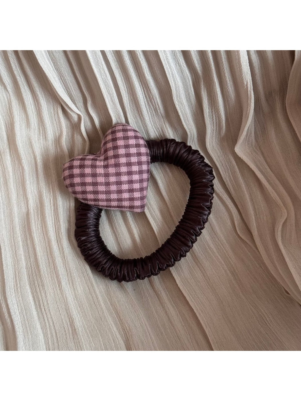 Gifty - Polyester Heart Detail Decorative Elastic Hair Tie