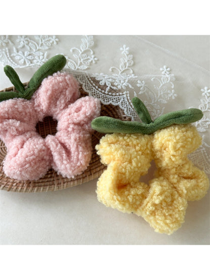 Gifty - Plush Flower Hair Tie