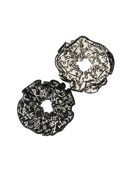 Gifty - Elegant Fashion Art Scrunchie