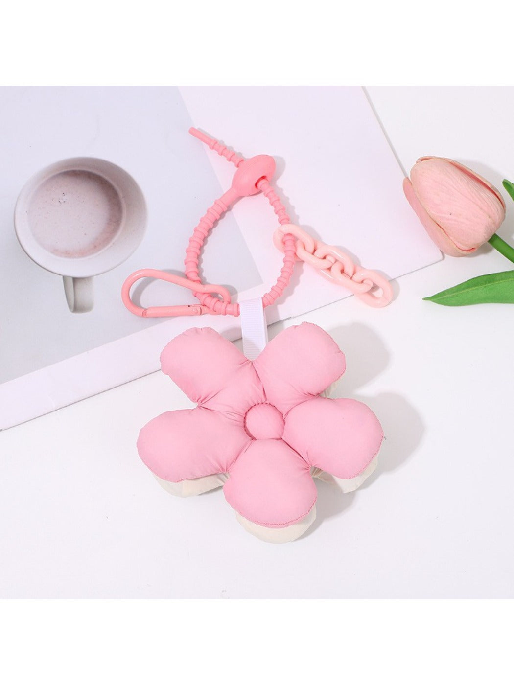 Keypus - Two-Tone Five-Petal Flower Keychain