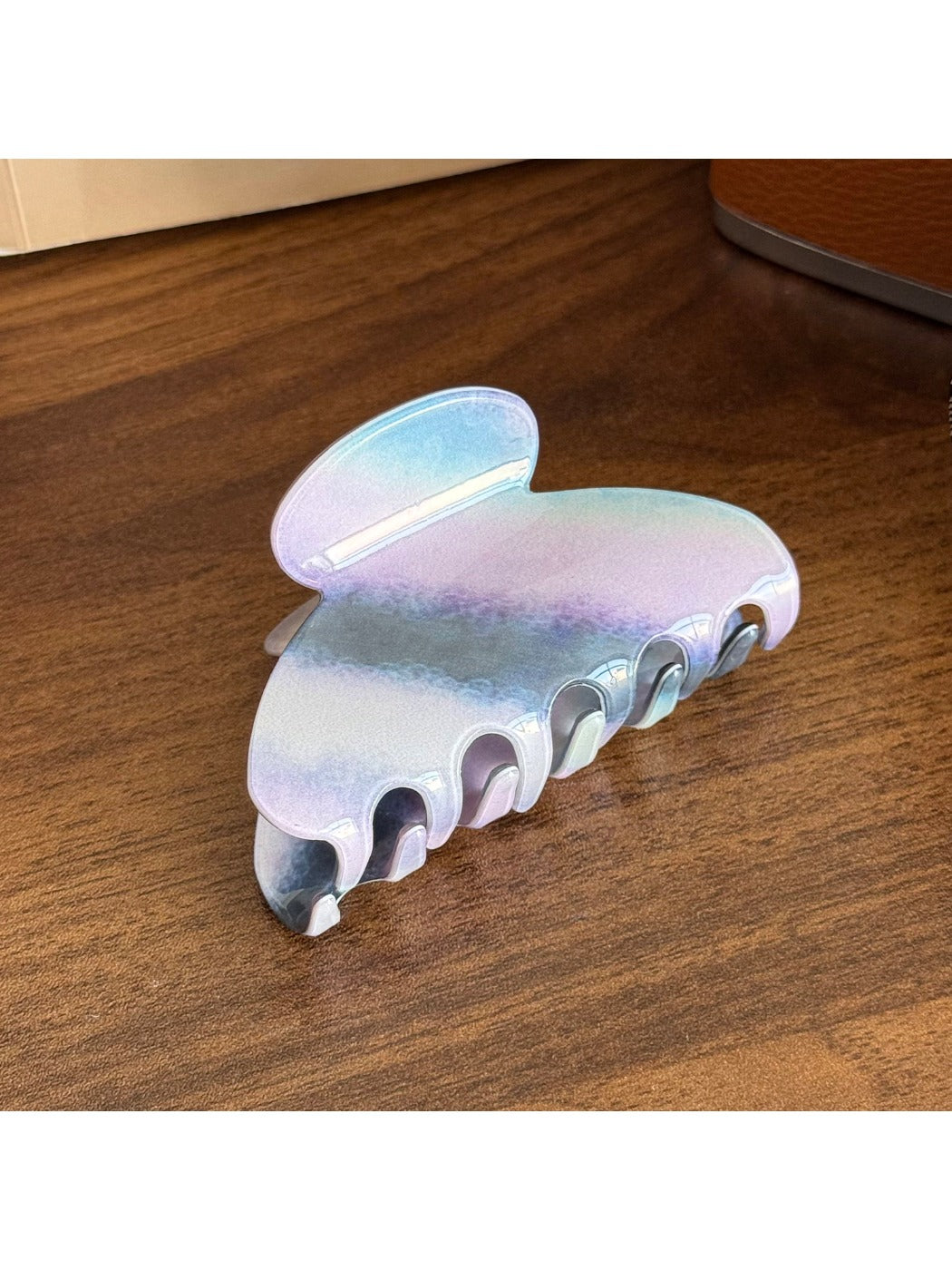 Beau - Fashionable Striped Hair Claw Clip for High Ponytail and Bun