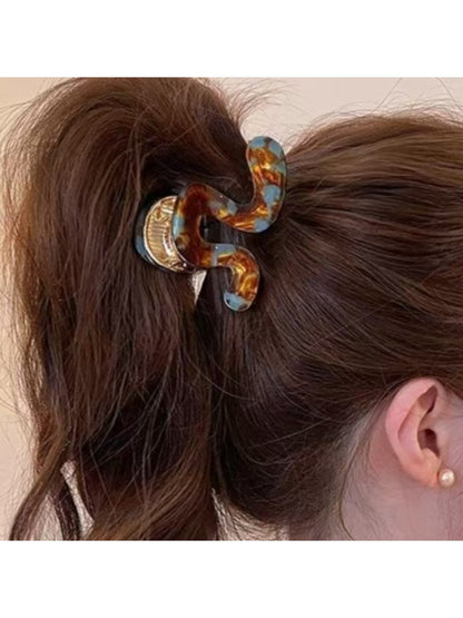 Beau - Chic Geometric Claw Clip