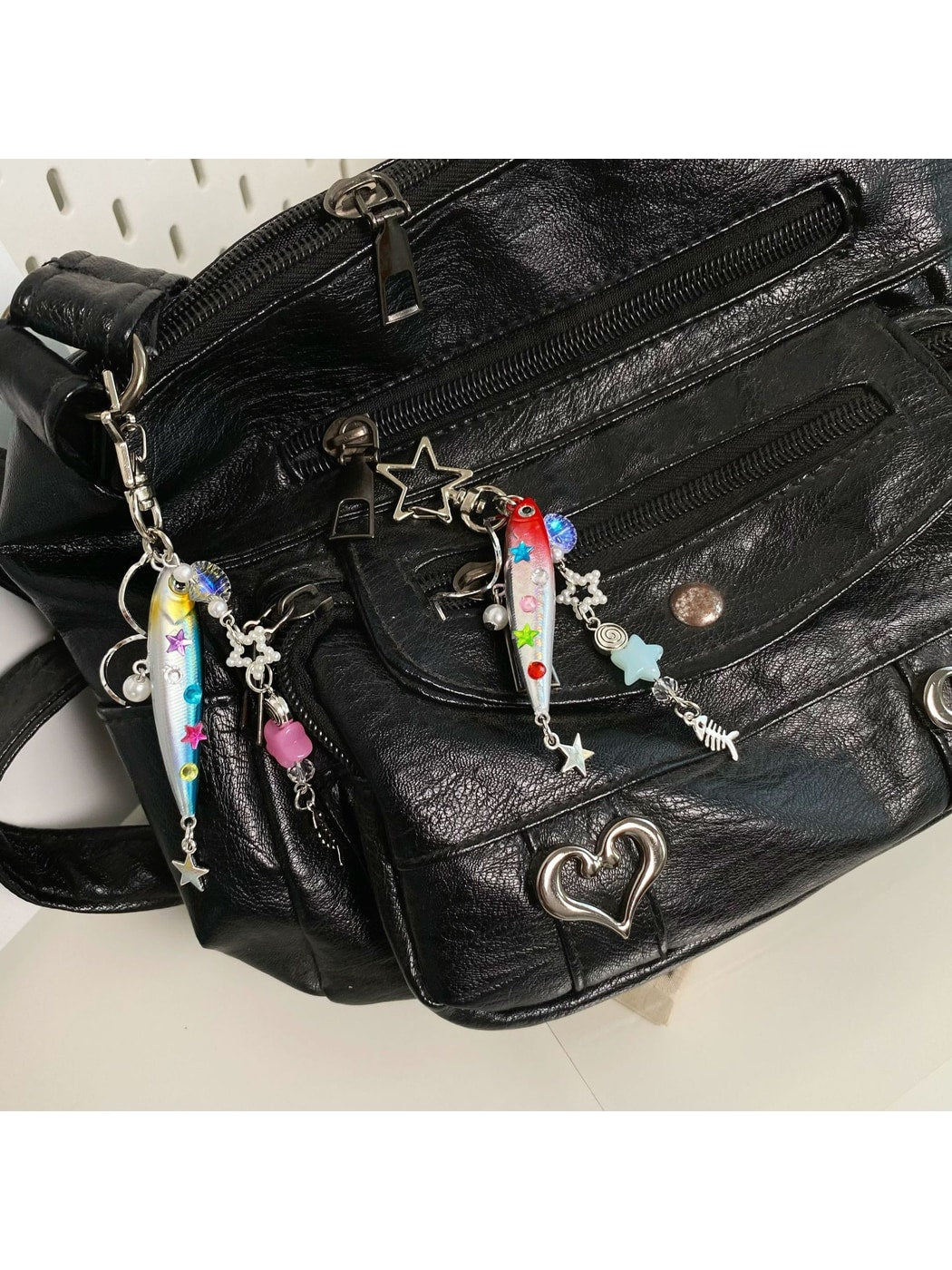 Keypus - Segmented Beaded Look Fish Bag Charm Keychain