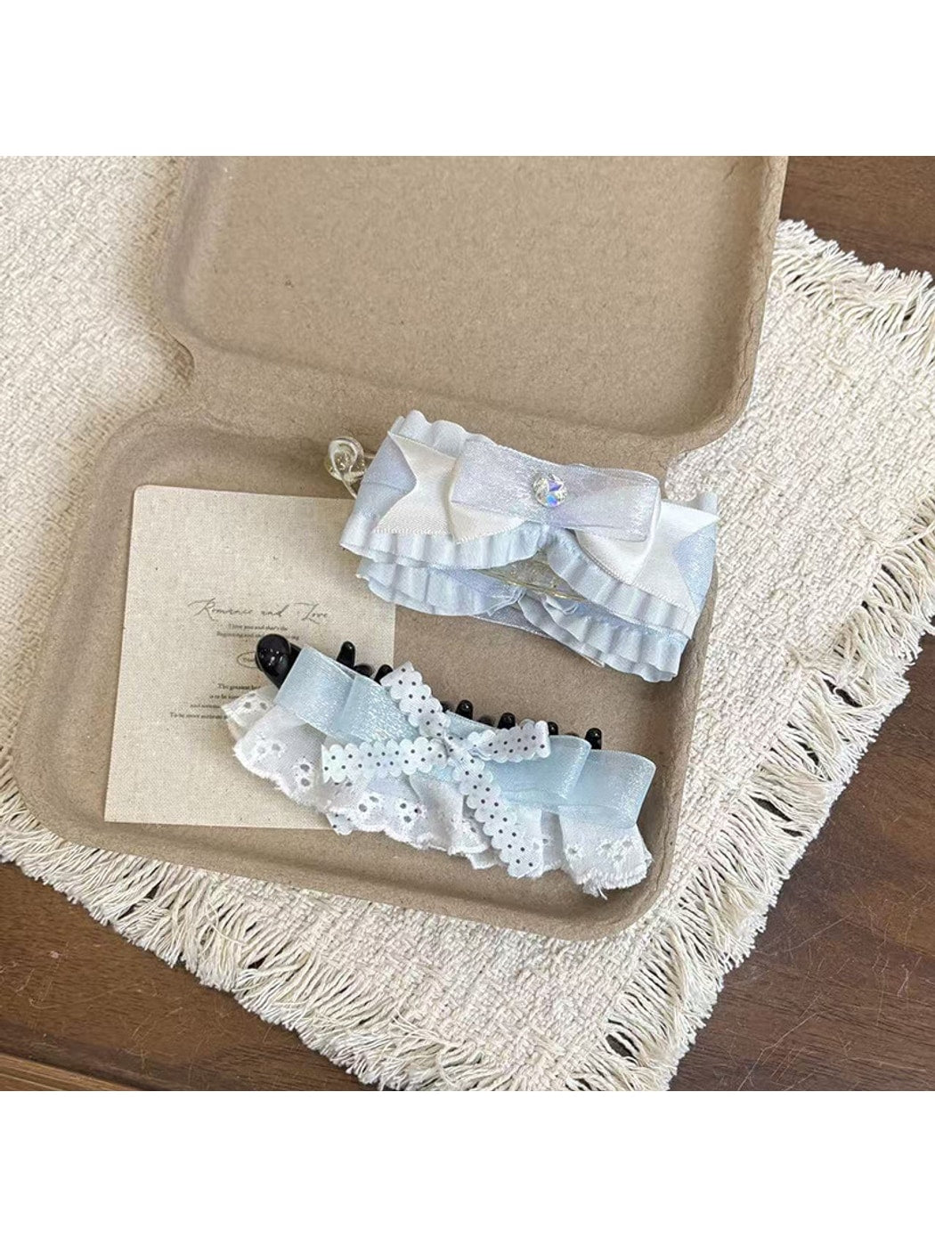 Beau - Layered Bow Lace Side Banana Clip