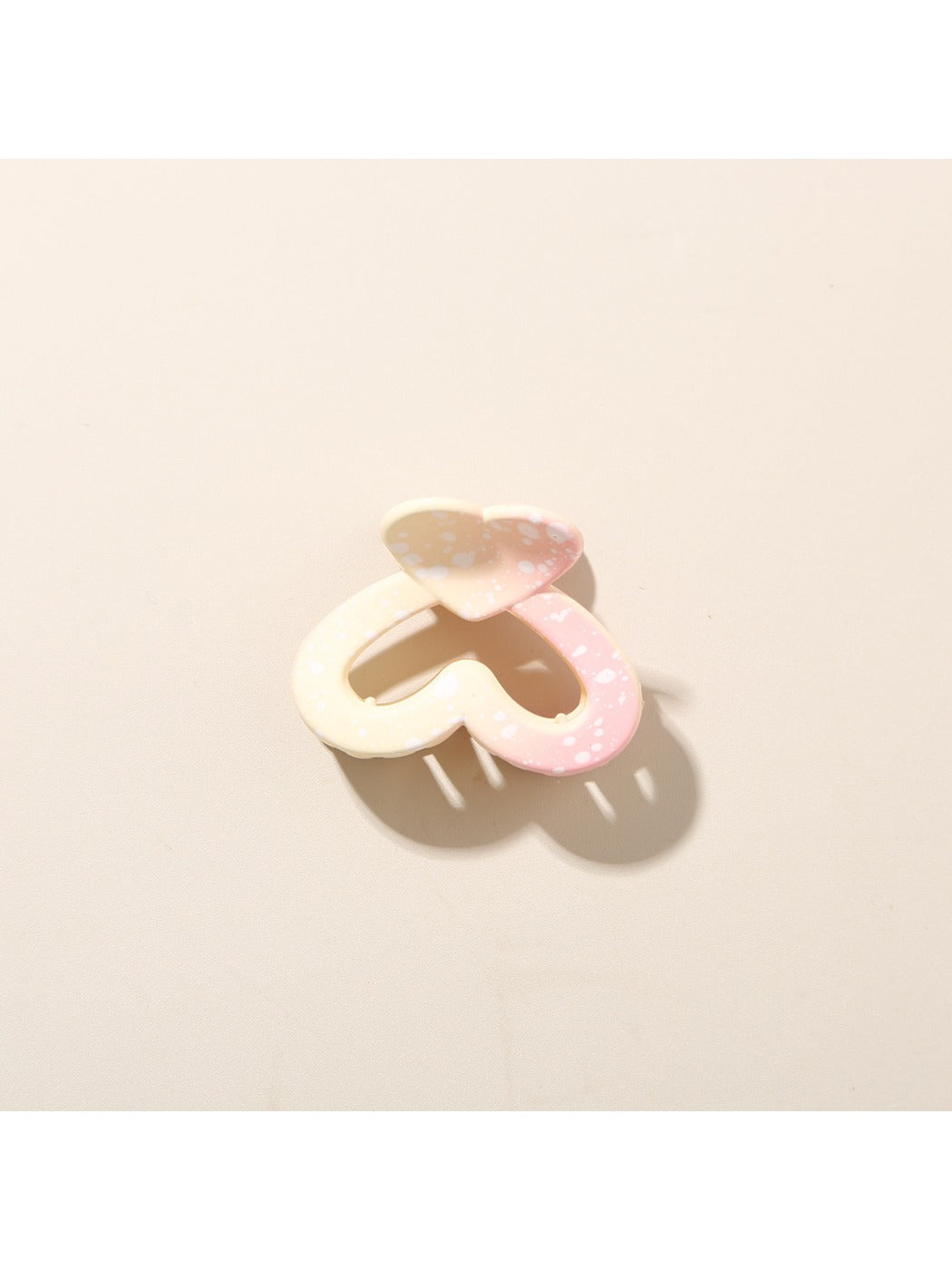 Beau - Gradient Heart Shaped Hair Claw Clip