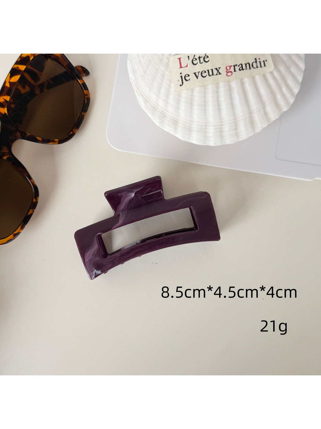 Beau - Marbled Glossy Plastic Hair Claw Clip