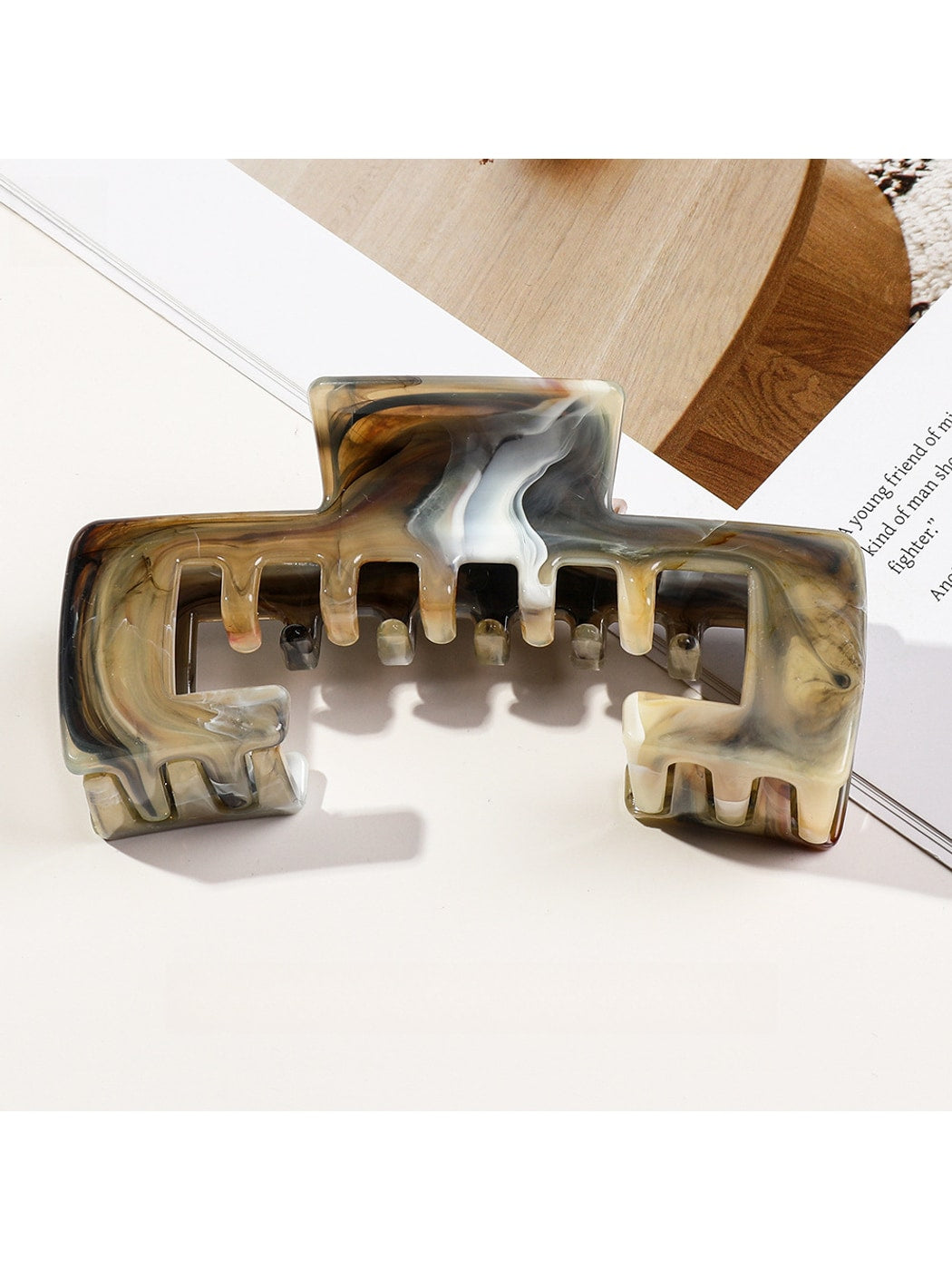 Beau - Geometric Marble Style PC Claw Hair Clip