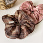Gifty - Vintage Plaid Hair Tie