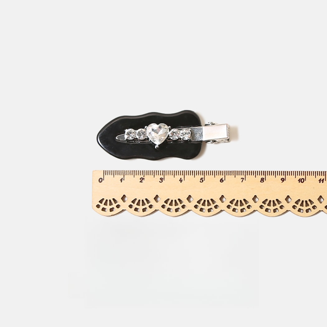 Beau - Modern Heart Accent Acrylic Side Barrette