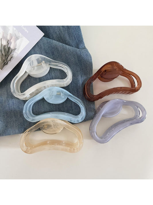 Beau - Solid Color Cloud Shaped Hollow Claw Clip