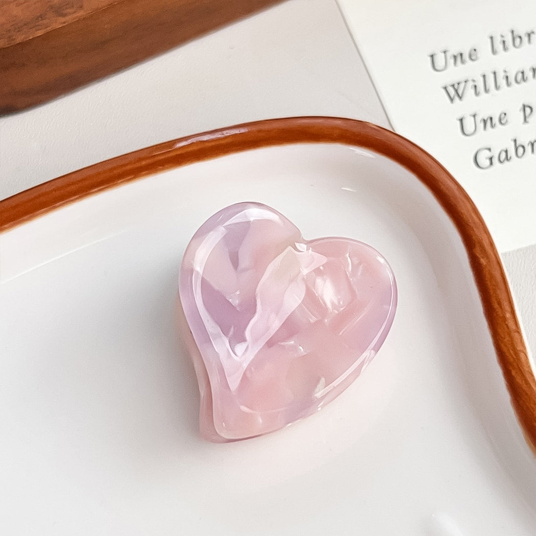 Beau - Glossy Heart Shaped Pastel Claw Clip