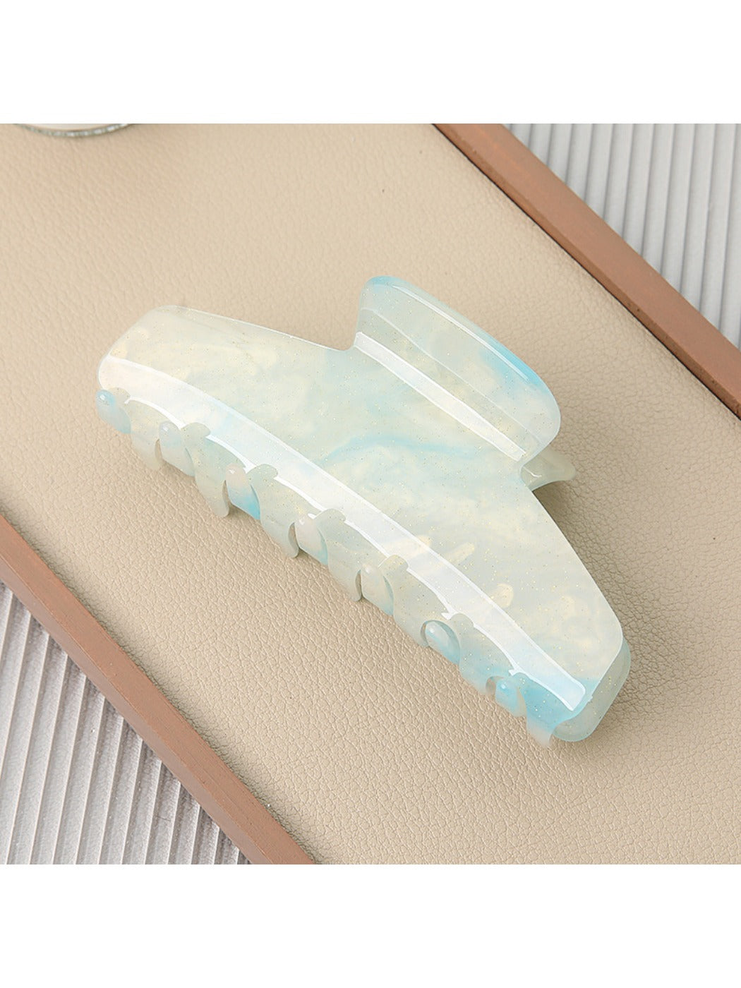 Beau - Ombre Minimalist Claw Clip